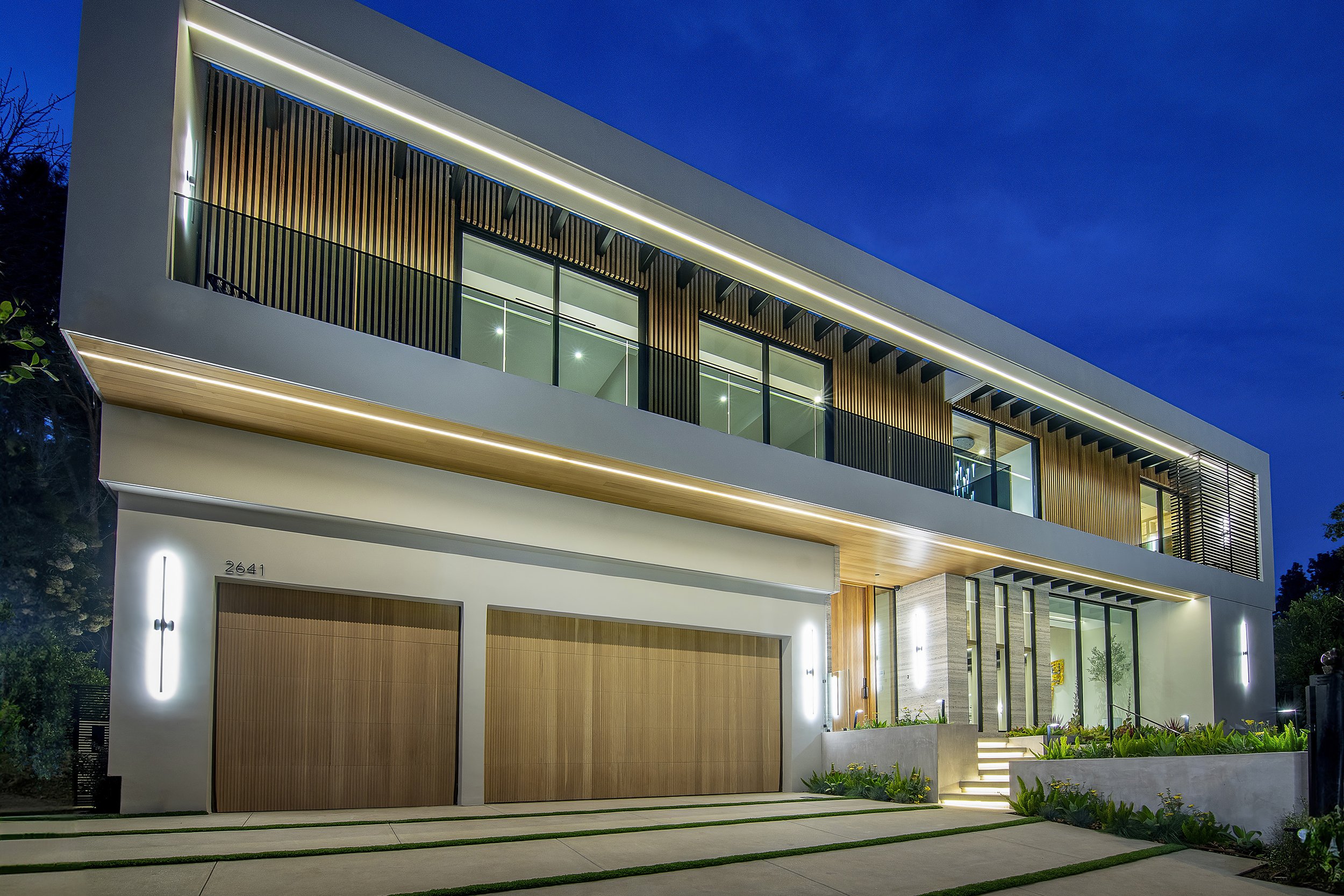 Premium façade system